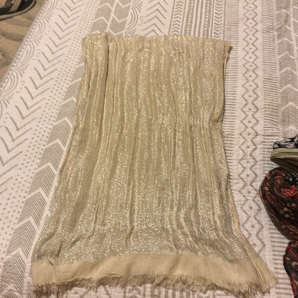 Colorful Patterned Scarves Collection - Picture 2 of 7